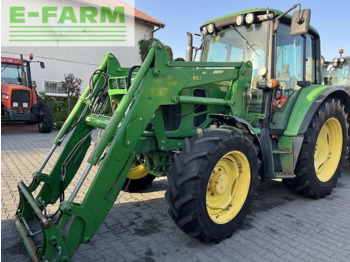 Traktor JOHN DEERE 6230