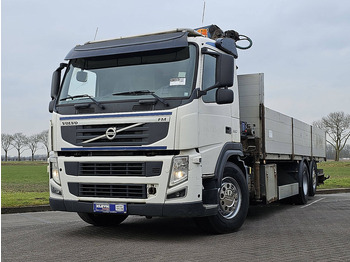 Kamion sa tovarnim sandukom VOLVO FM 330