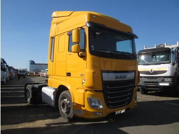 Tegljač DAF XF 105 460