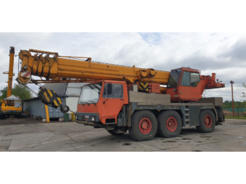 Pokretni kran LIEBHERR LTM 1050/1