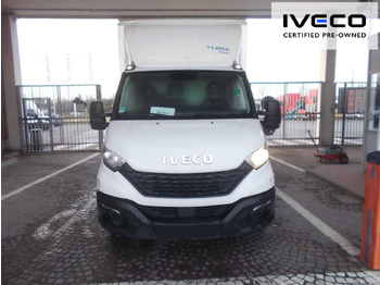 Kamion sa golom šasijom i zatvorenom kabinom IVECO Daily 35c16