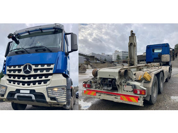 Kamion sa hidrauličnom kukom MERCEDES-BENZ Arocs 3243