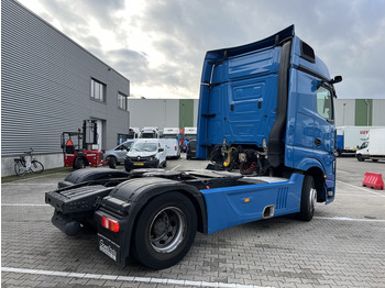 Tegljač Mercedes-Benz Actros 1845 BigSpace / 617 dkm / Mirror Cam / NL Truck: slika 2