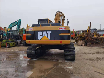 Bager guseničar CATERPILLAR 320B: slika 2