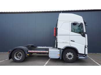 Tegljač Volvo FH 420 ADR GLOBETROTTER 696.000km: slika 2