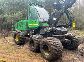 Kombajn za šumarstvo JOHN DEERE