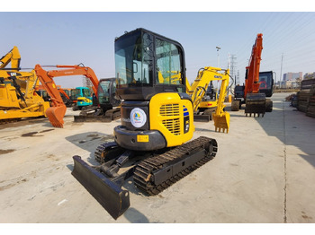 Mini bager KOMATSU PC35