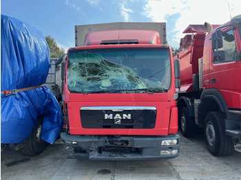 Kamion sa ceradom MAN TGL12.180 EURO 5 UNFALL: slika 2