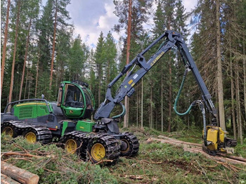 Kombajn za šumarstvo JOHN DEERE