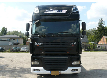 Tegljač DAF XF 105 460