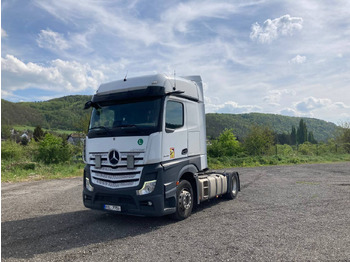 Tegljač MERCEDES-BENZ Actros 1845