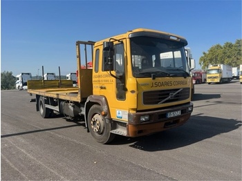 Kamion sa tovarnim sandukom VOLVO FL 220