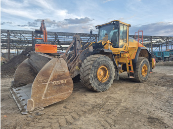 Utovarivač točkaš VOLVO L180H