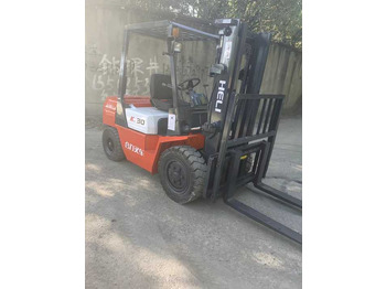 Dizel viljuškar Low Price Used Diesel Forklift Heli CPCD30 3 Ton Forklift Truck for Sale: slika 4