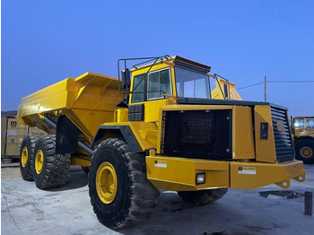 Zglobni kiper Volvo A40C: slika 2