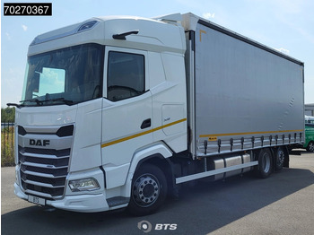 Kamion sa ceradom DAF XG 480