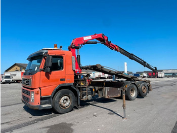 Kamion sa kablovskim sistemom VOLVO FM9 300