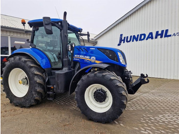 Traktor NEW HOLLAND T7.270