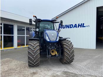 Traktor NEW HOLLAND T7.315