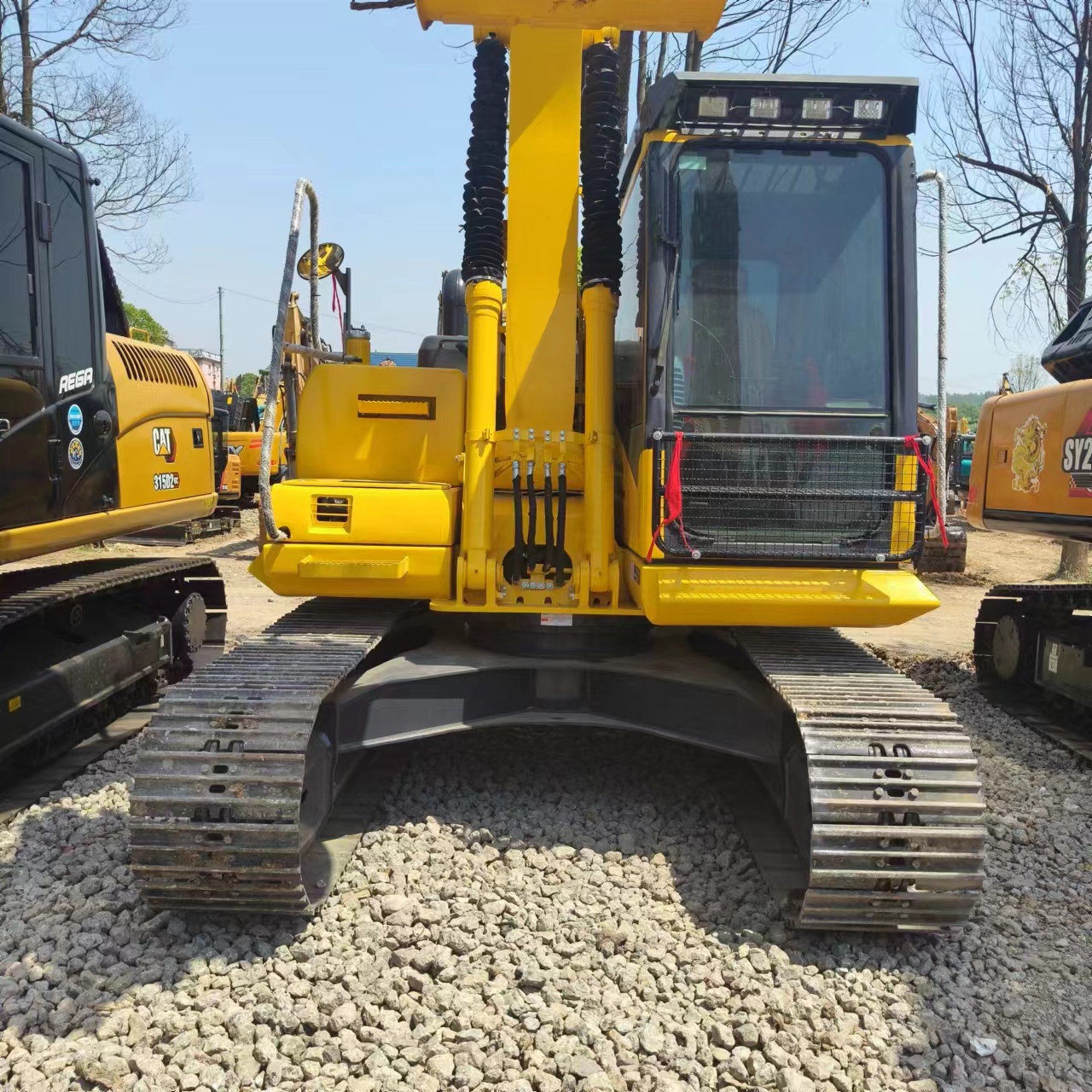 Bager guseničar KOMATSU PC130: slika 5