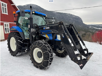 Traktor NEW HOLLAND T6020