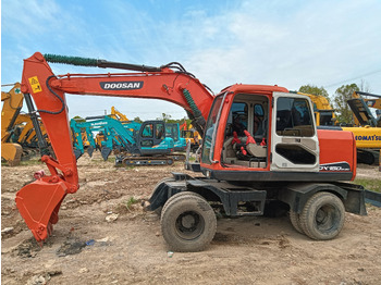 Bager točkaš DOOSAN DX150W