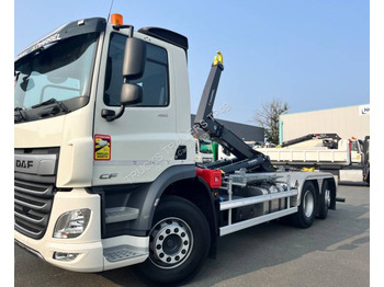 Kamion sa hidrauličnom kukom DAF CF 450