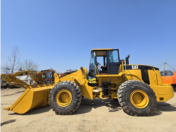 Utovarivač točkaš CATERPILLAR 966G