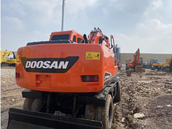 Bager točkaš Doosan DX150W: slika 3