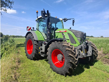 Traktor FENDT 722 Vario