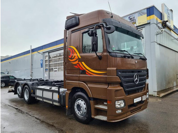 Kamion za prevoz kontejnera/ Kamion sa promenjivim sandukom MERCEDES-BENZ Actros 2541