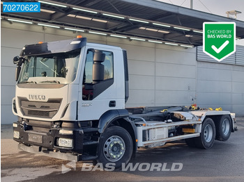 Kamion sa hidrauličnom kukom IVECO Stralis 460