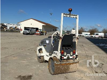 Valjak za puteve HAMM HD10CVV Compacteur Vibrant Tandem: slika 2