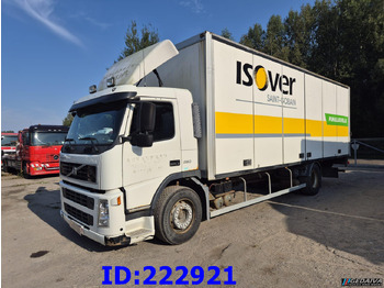 Kamion sa zatvorenim sandukom VOLVO FM9 260