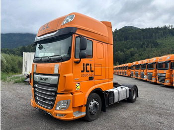 Tegljač DAF XF 450