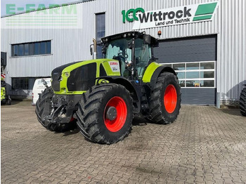 Traktor CLAAS Axion 920