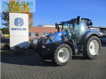 Traktor NEW HOLLAND T5