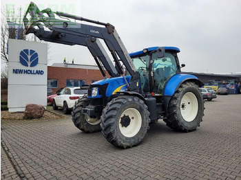 Traktor NEW HOLLAND T6070