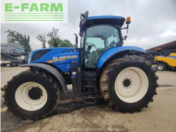 Traktor NEW HOLLAND T7.230