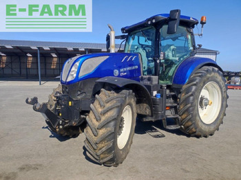 Traktor NEW HOLLAND T7.245