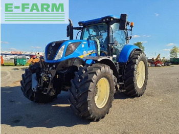 Traktor NEW HOLLAND T7.245