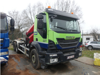 Kamion sa hidrauličnom kukom, Kamion sa dizalicom REF:1214 - Camion porte-container avec grue Iveco: slika 2