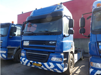 Kamion sa hidrauličnom kukom DAF CF 85