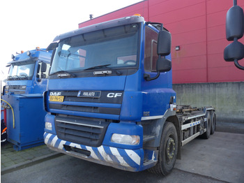 Kamion sa hidrauličnom kukom DAF CF 85