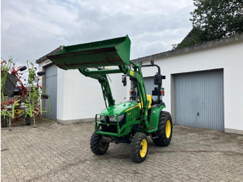 Mali traktor JOHN DEERE 3038E