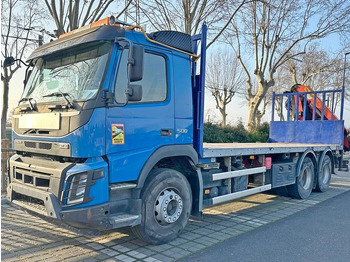 Kamion sa dizalicom VOLVO FMX 500