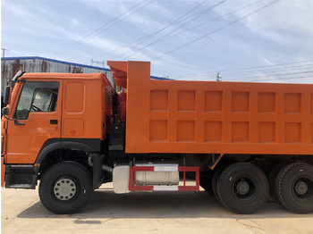 Istovarivač SINOTRUK HOWO 371 Dump truck: slika 4