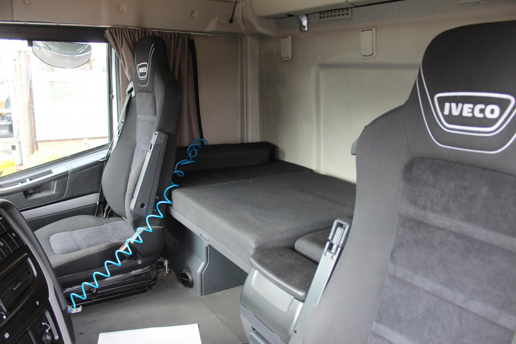 Tegljač Iveco AS 510 XP Retarder   ACC   LDW   Kühlbox   Navi: slika 6