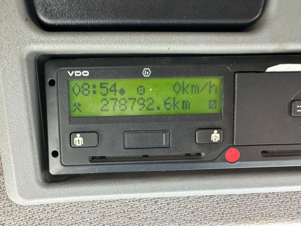 Kamion sa golom šasijom i zatvorenom kabinom Mercedes-Benz Actros 1832 MP 3: slika 14