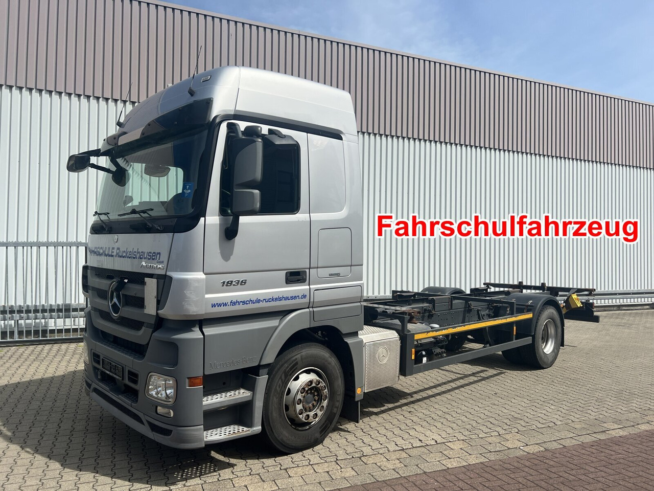 Kamion Mercedes-Benz Actros 1836 L 4x2 Actros 1836 L 4x2, Retarder, Fahrschule: slika 1